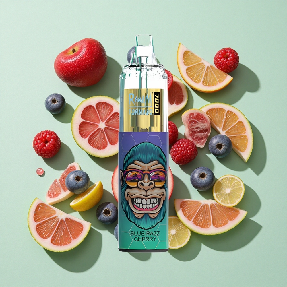 RandM Fumot Tornado 7000 Puffs Blå Bringebær & Kirsebær engros Norge 14 ML E-væske Type-C Port